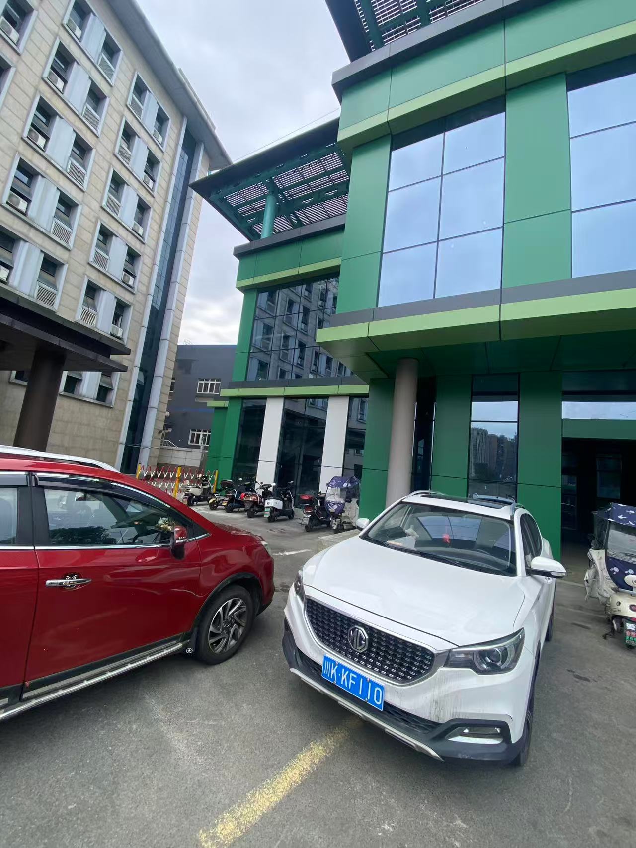成都工装装修施工现场实拍