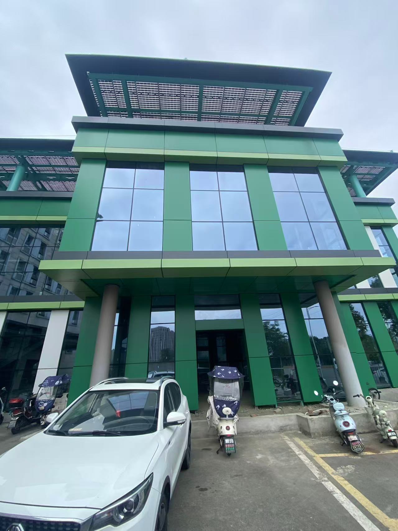 成都高新区800㎡办公室改造要多少钱？天府五街菁蓉汇5万局部翻新案例详解