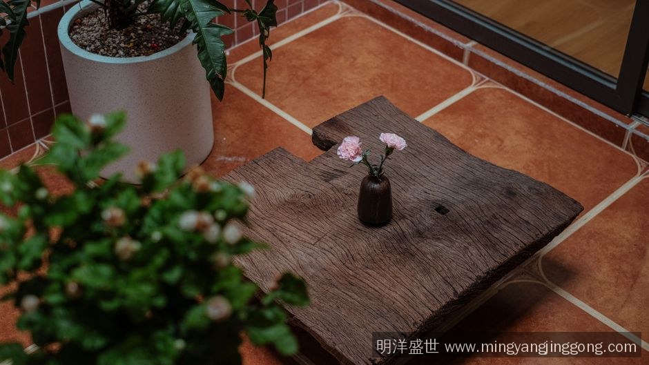 成都天府新区瓷砖和地板找平怎么做？找平方式和厚度标准多少钱一平