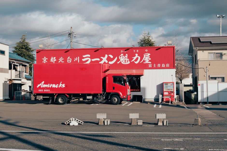 成都青白江区全屋定制30㎡柜子花多少钱？ENF级板材报价避坑指南