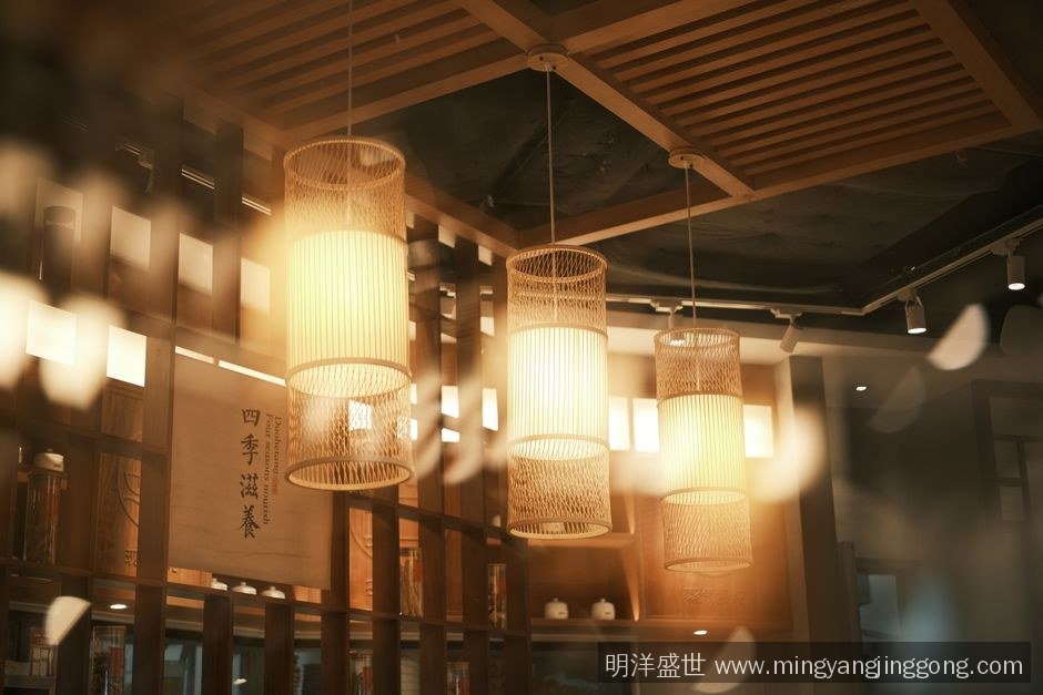 成都高新区餐饮店前厅翻新灯光怎么设计？暖光冷光搭配直接影响翻台率