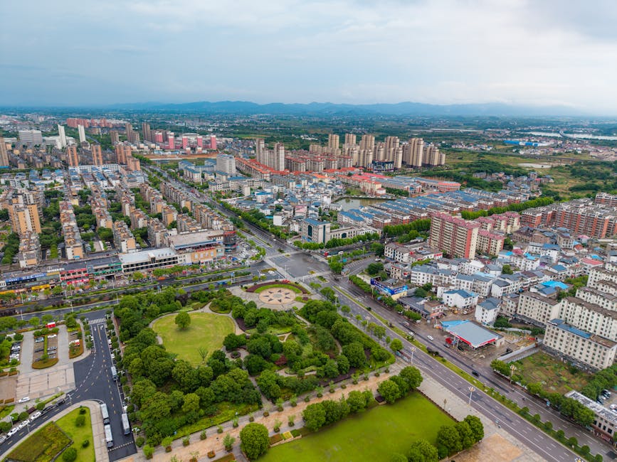 成都双流区木地板翻新打磨还是换新？起拱发黑的不同处理方案